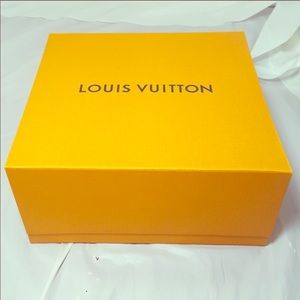 Louis Vuitton box